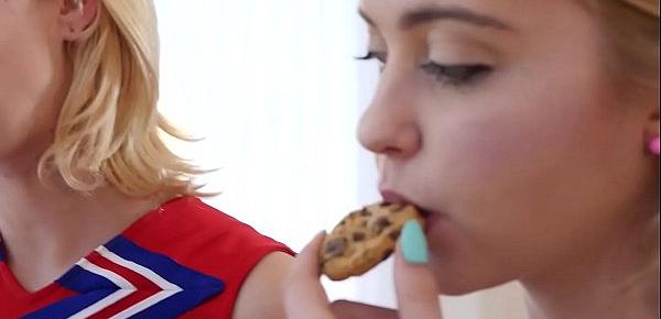  Lesbian cheerleaders make special cookies - Eliza Jane, Lena Paul